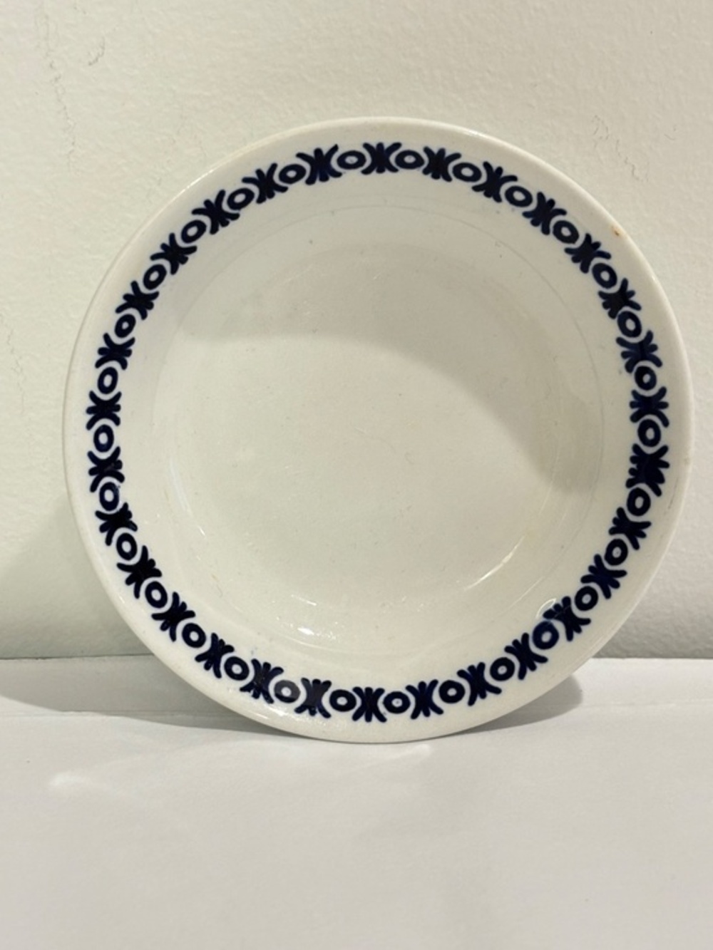 VINTAGE 'Cordon Bleu' Burleigh Ironstone ceramic trinket dish snack bowl white